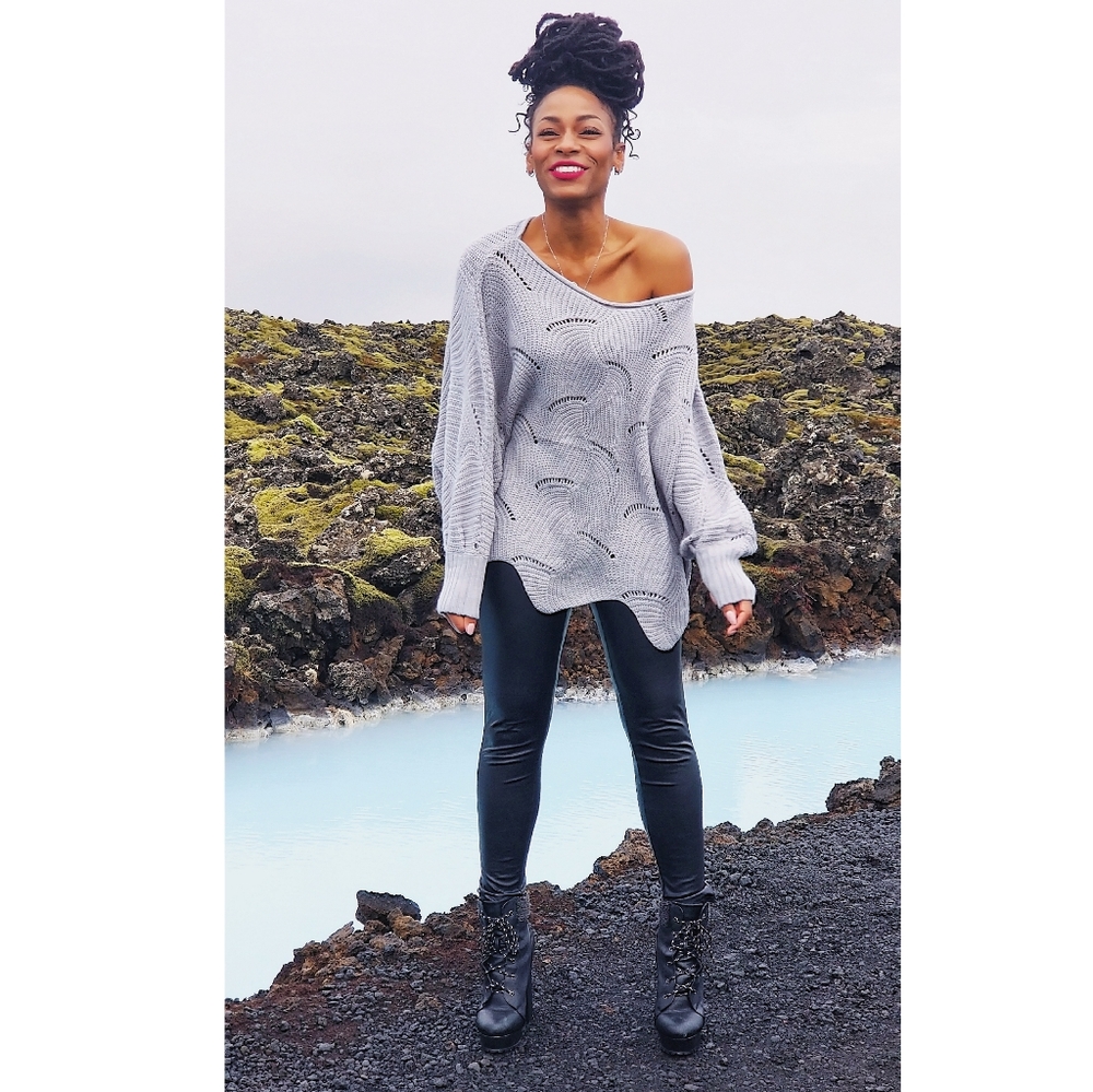 Oversized Wave-hemmed Cut Out Sweater